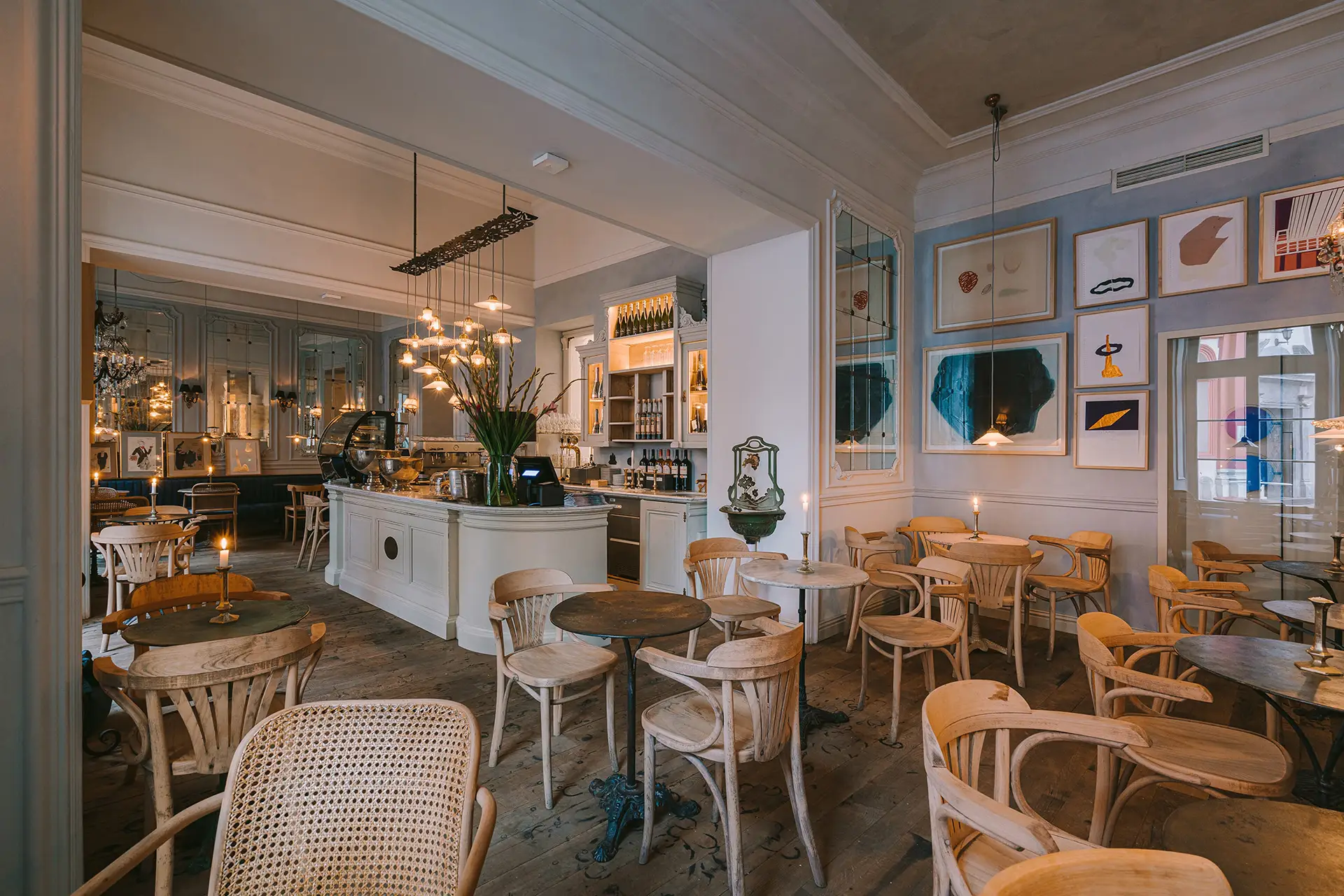 Camelot Lulu dining room without hero overlay